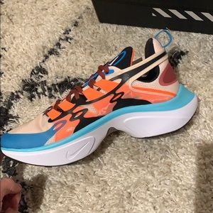 Nike | Shoes | Nike Signal Dsmx | Poshmark